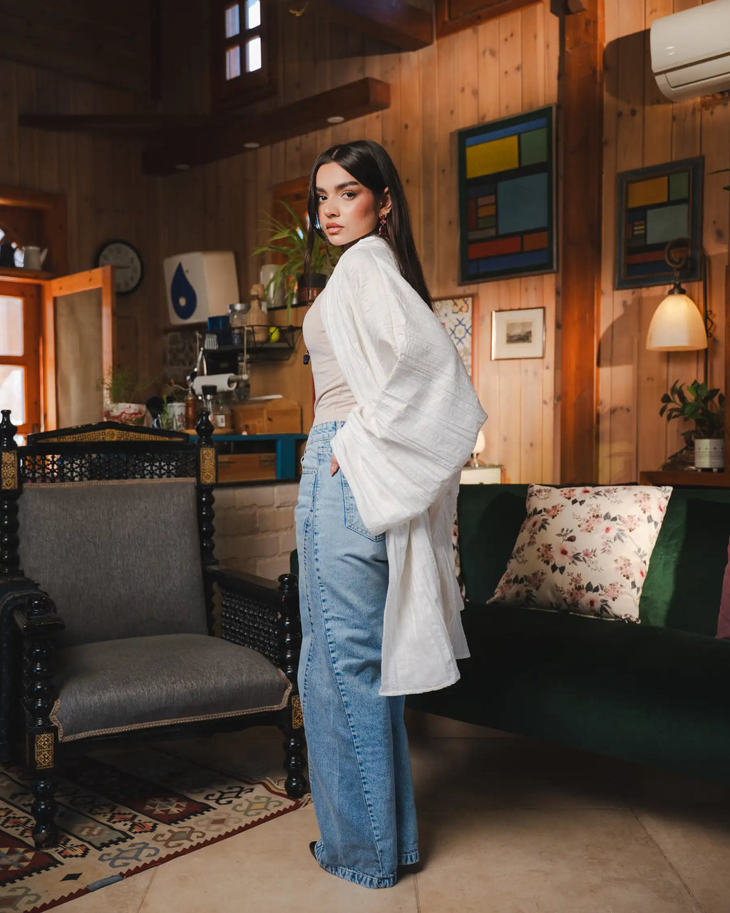 Golden crushed cardigan in white