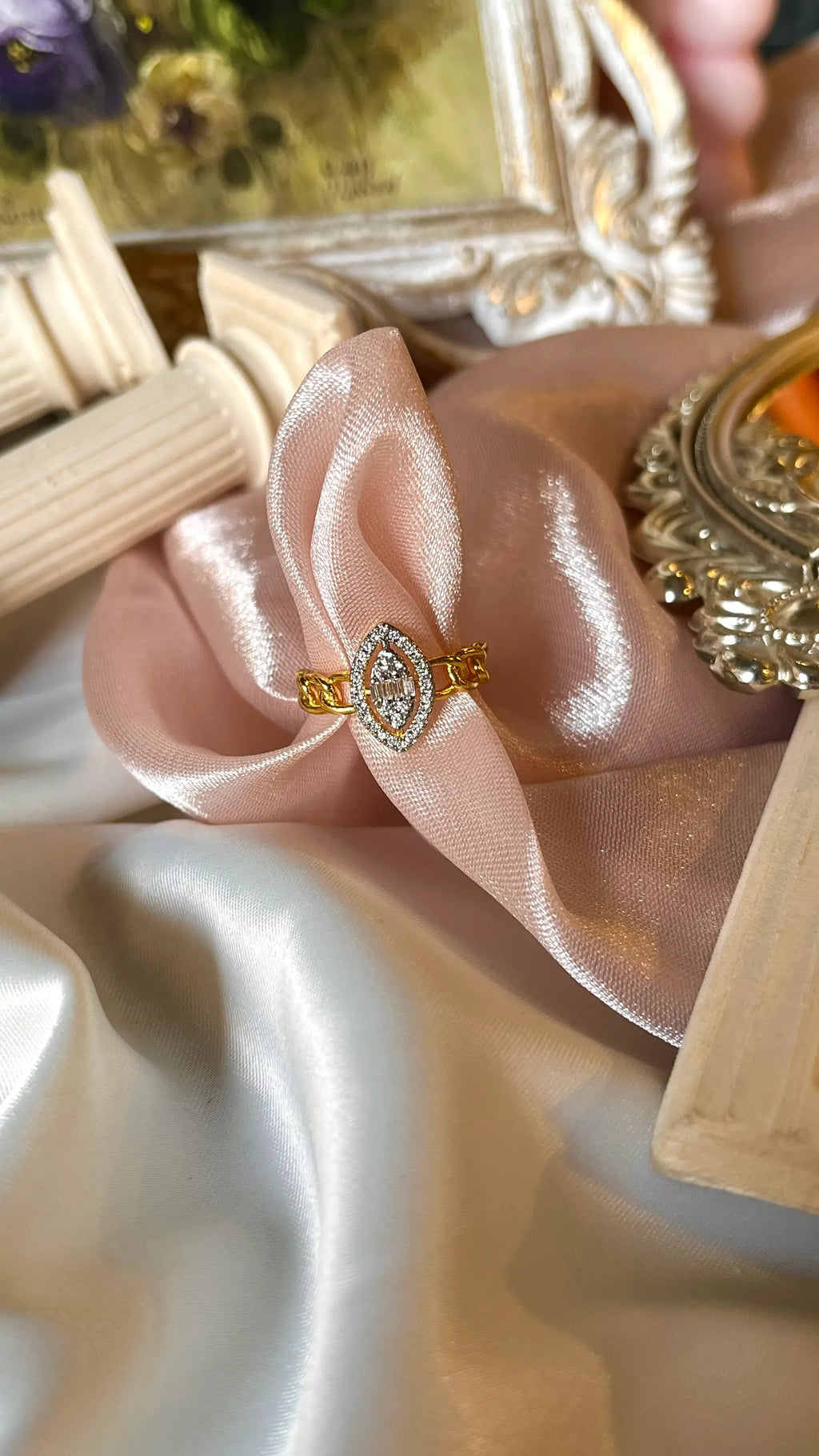 Iconic Ring