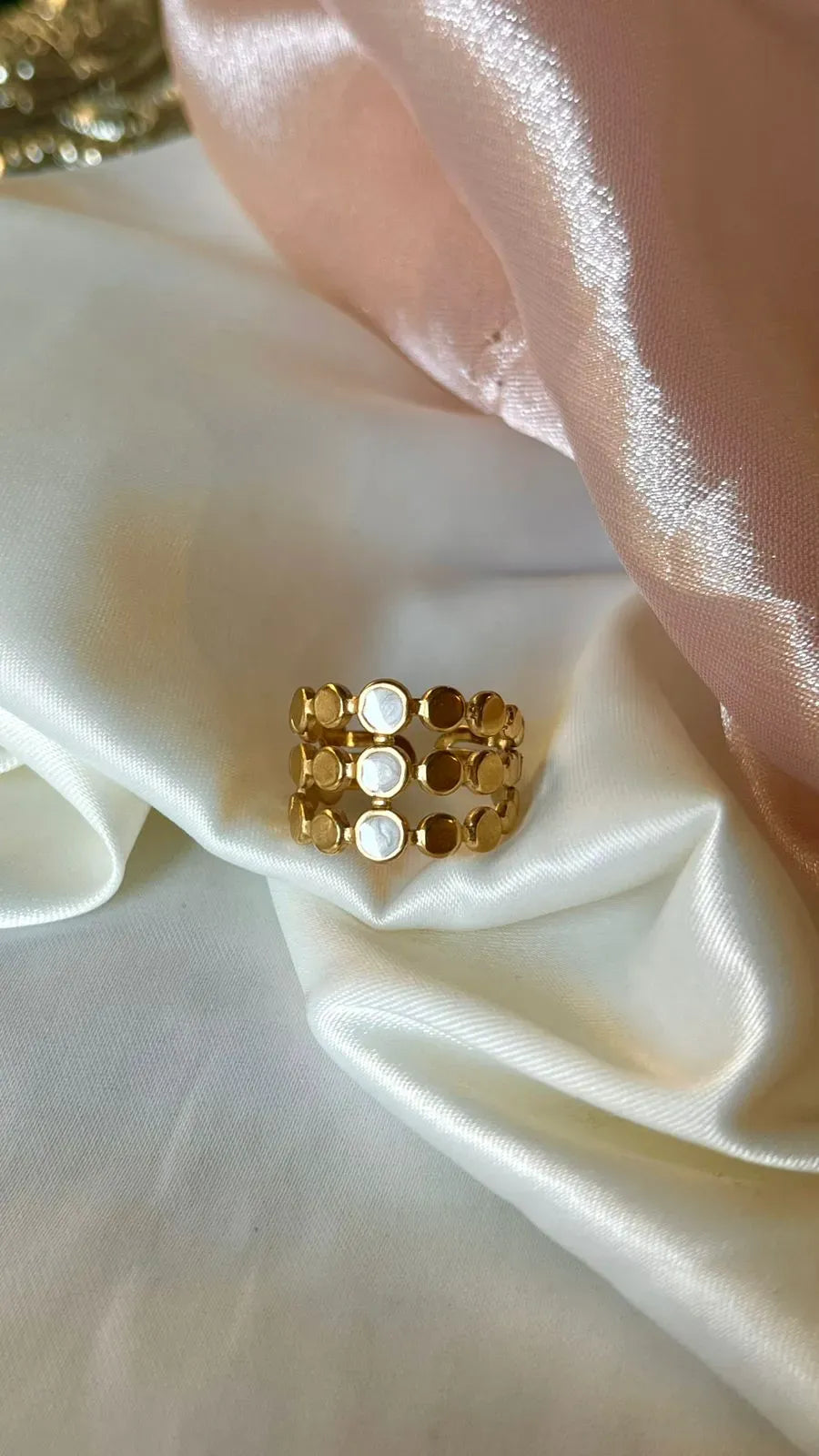 Layer Ring