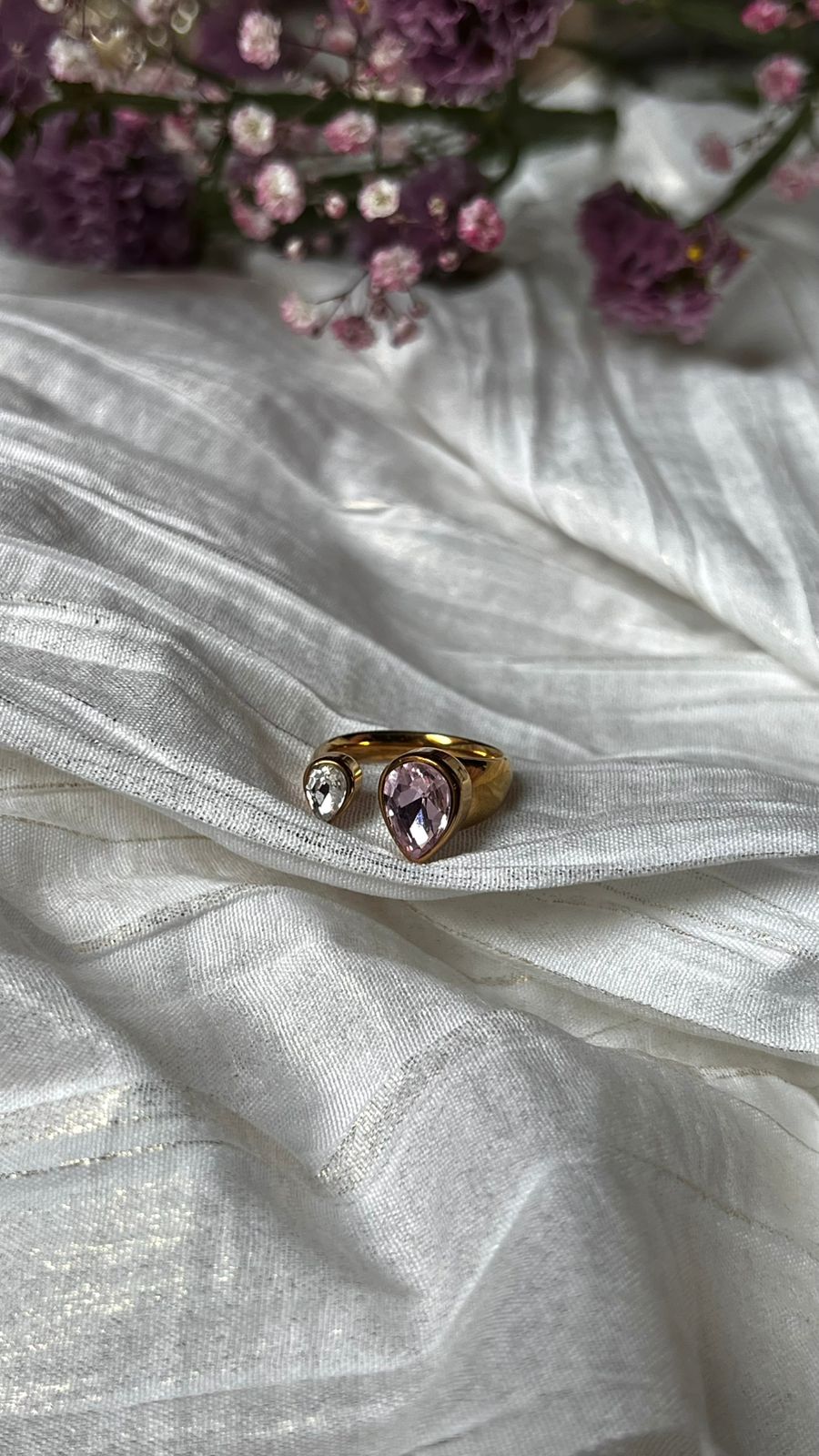 Scarlet Ring tear drop lavender