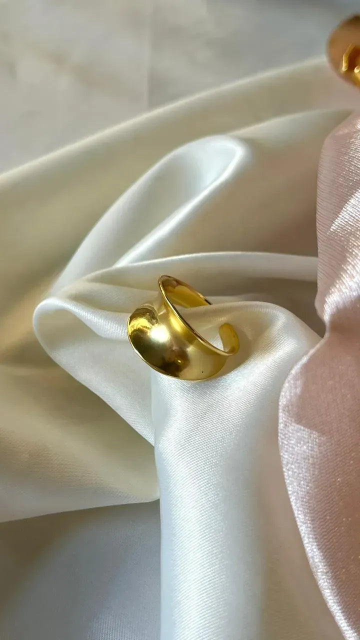 Smooth Ring